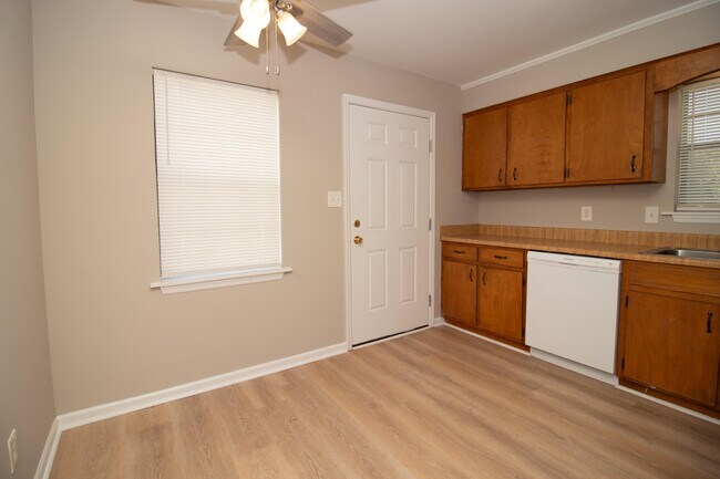 Foto del edificio - 102 Blue Ct