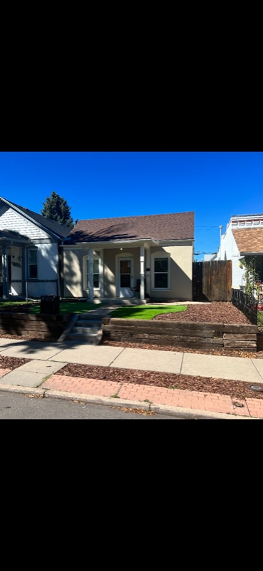 Building Photo - 831 Elati St