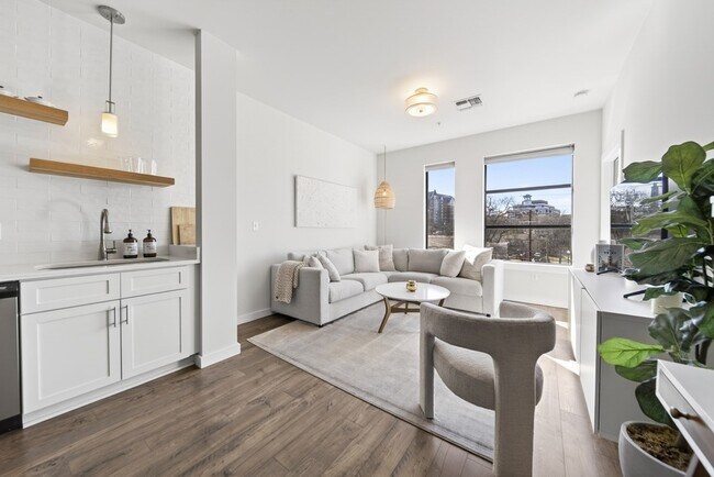 Foto del edificio - 1900 12th Ave S