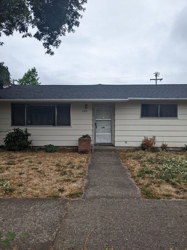 Building Photo - 815 N 3rd Pl