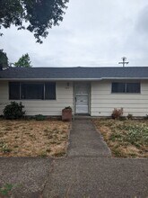 Building Photo - 815 N 3rd Pl