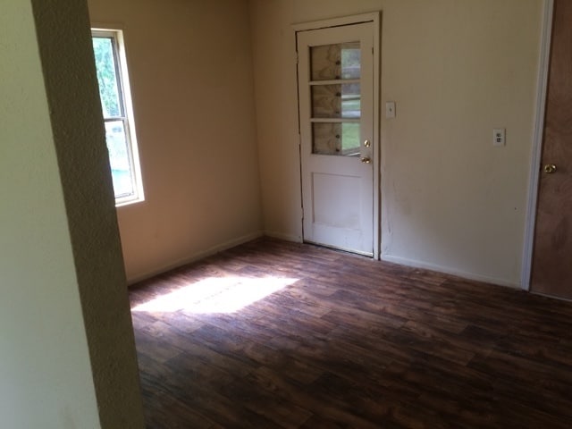 Building Photo - Ask about our TAX month special!!