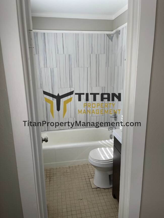 Foto del edificio - Updated Studio Apartment
