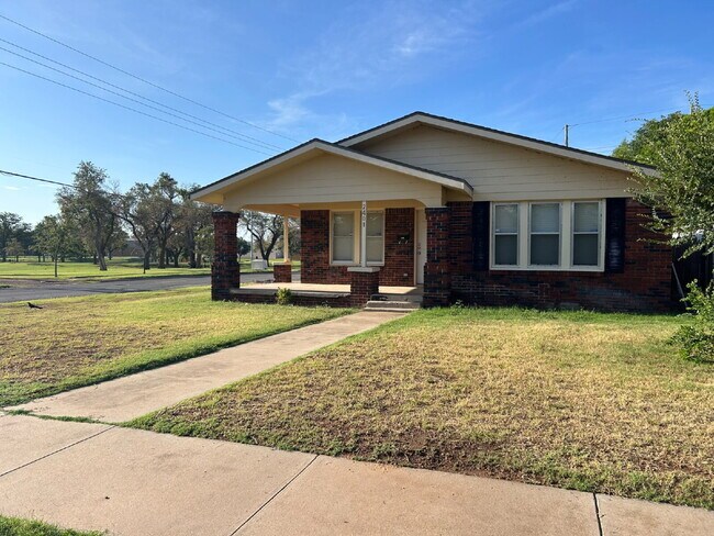 Foto del edificio - A Lubbock Gem Awaits!