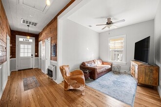 Building Photo - 1811 30th St