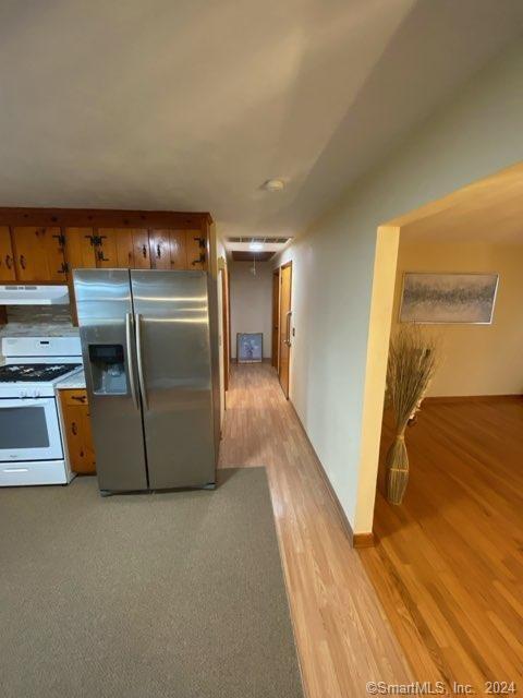 Building Photo - 30 Beach St