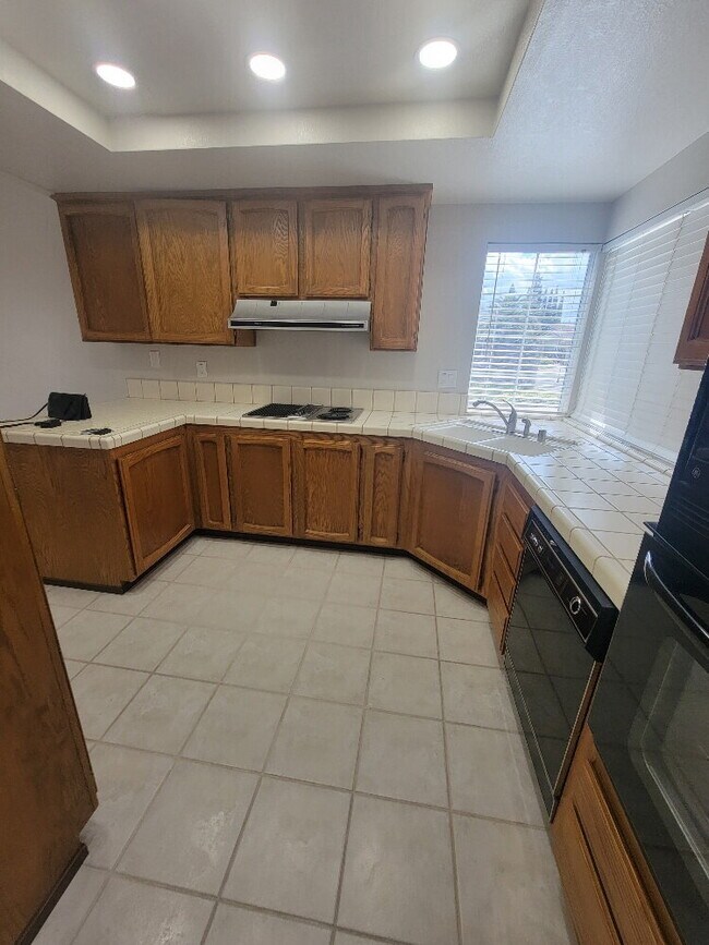 Foto del edificio - Charming single-family home in Briggs Ranch neighborhood!