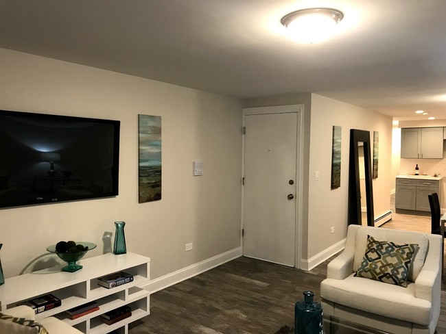 Foto del edificio - 3936 N Narragansett Ave