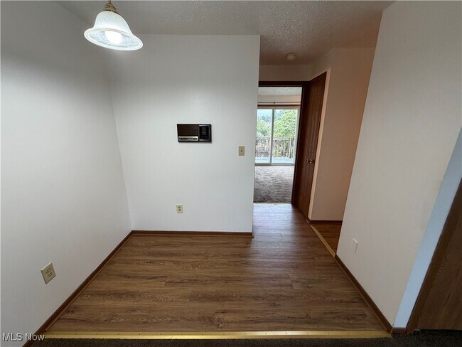 Foto del edificio - 4107 Orchard Dale Dr NW