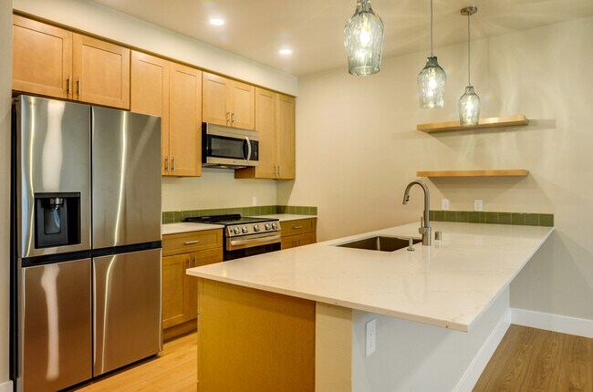 Foto del edificio - Emery Landing