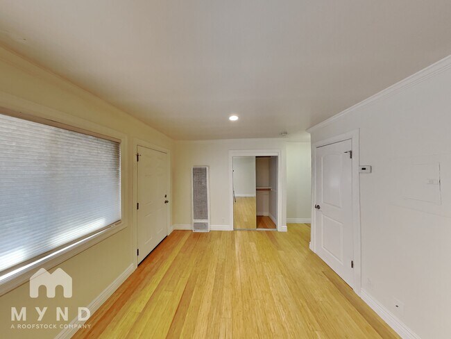 Building Photo - 315 Beemer Ave