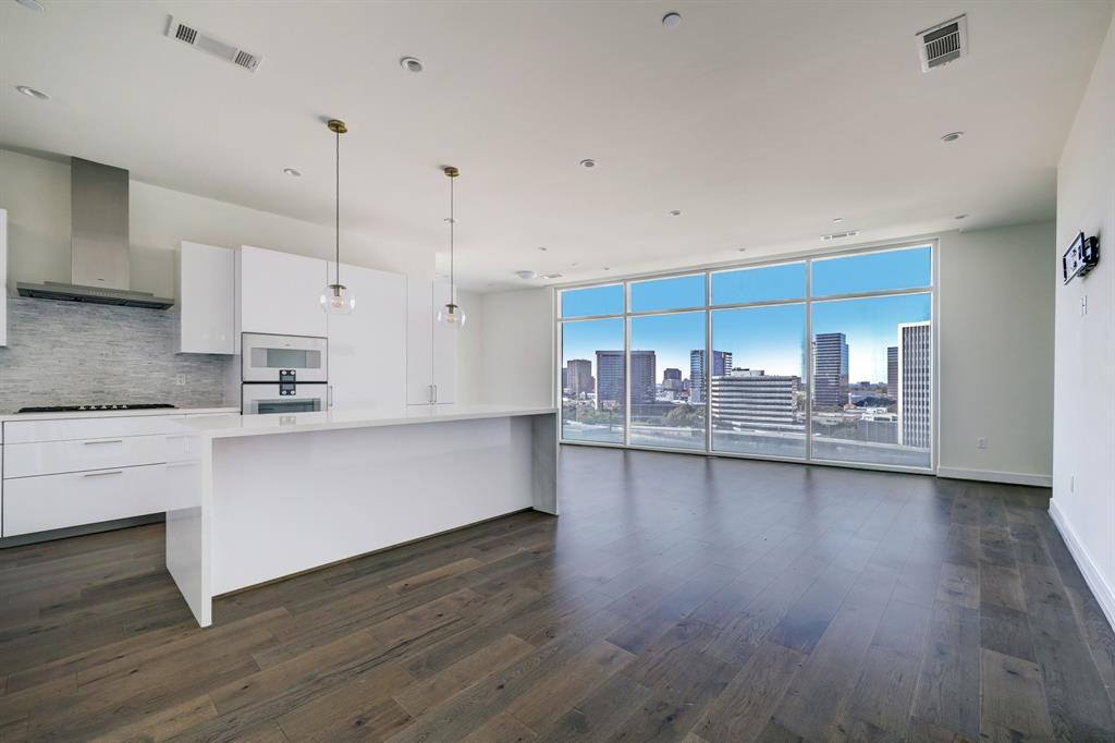 Foto principal - 4521 San Felipe St