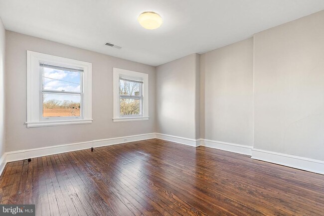 Foto del edificio - 1614 N Broom St