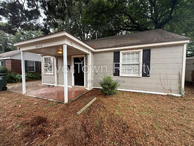 Building Photo - 3633 N Lloyd Cir