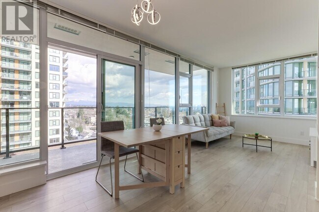 Photo du bâtiment - 7358-7358 Edmonds St