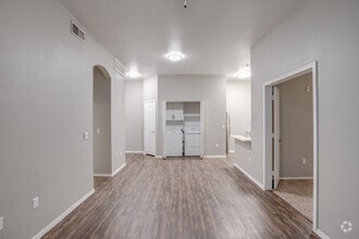 2BR, 2BA - 903 SF - Ascent North Scottsdale