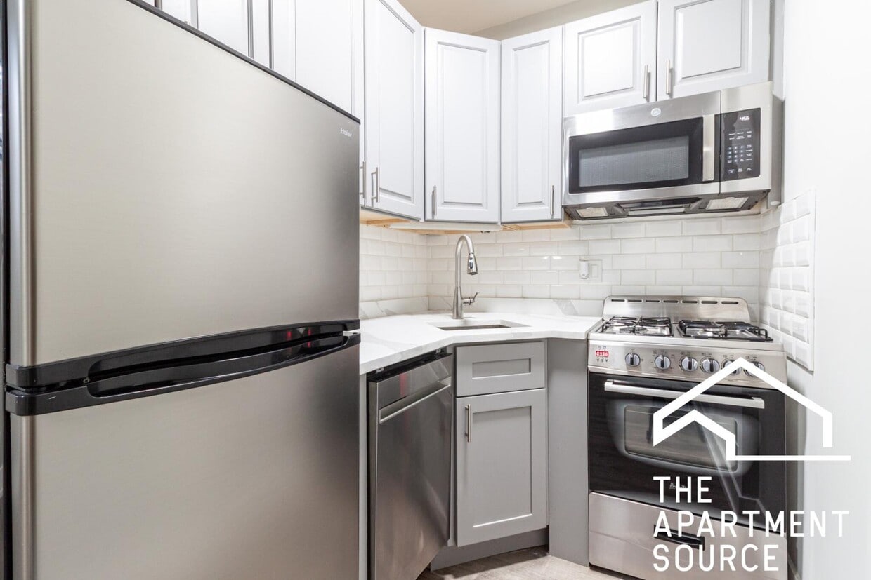 Photo - 505 West Belmont Avenue #4F