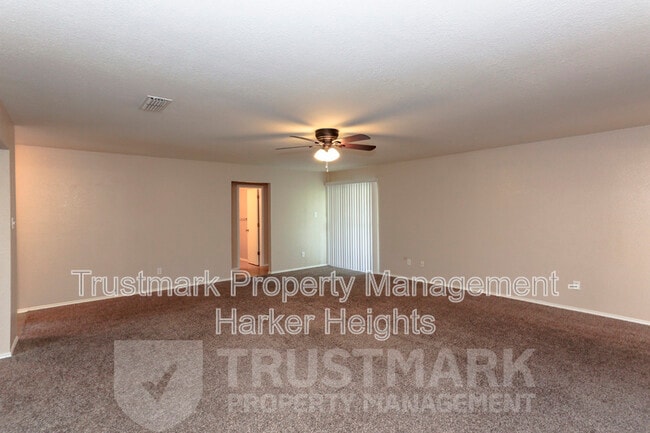 Foto del edificio - 5304 Vail Dr