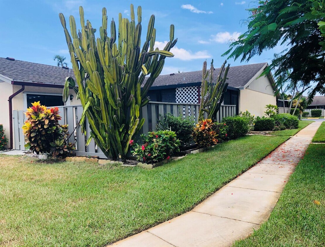 Primary Photo - 8170 Ambach Way