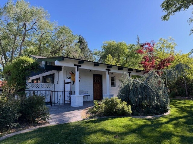 Main Entrance/Front Porch - 1505 Patrick Ave
