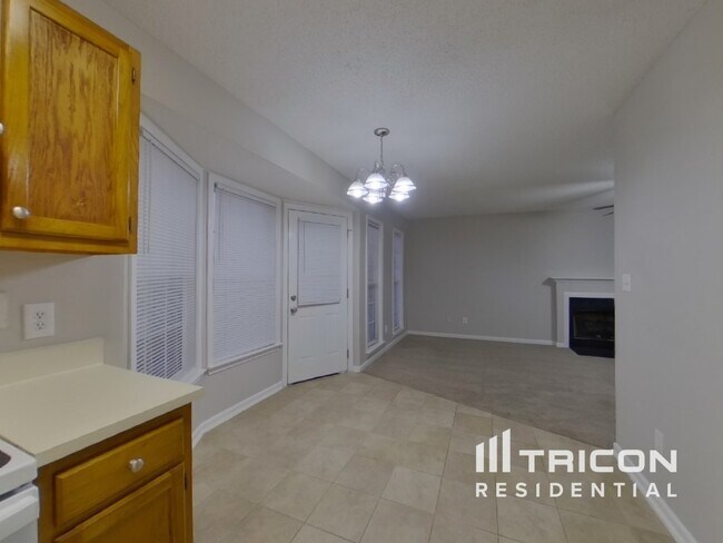 Foto del edificio - 3329 Whitebridge Ln
