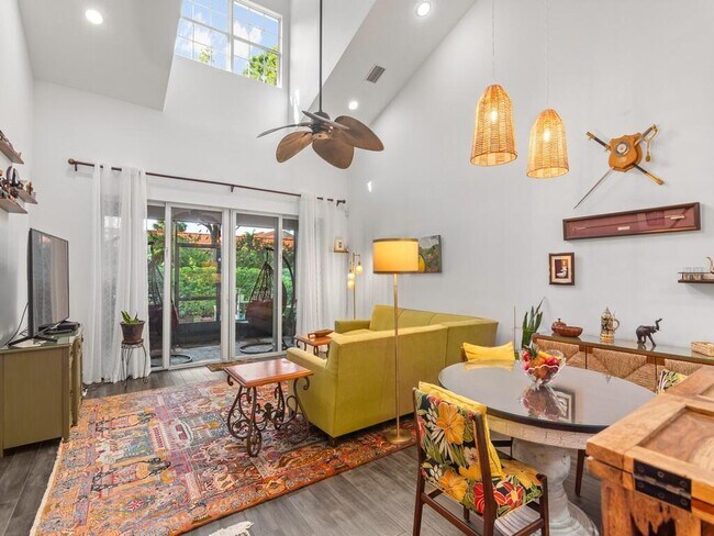 Foto del edificio - 1643 Baseline Ln