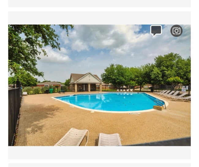 Building Photo - 4009 Shiraz Dr