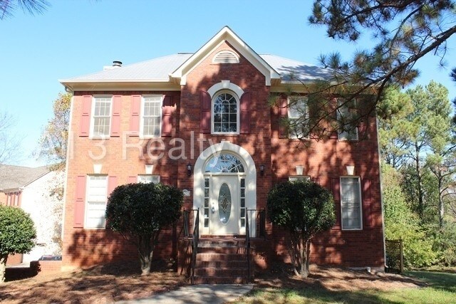 Primary Photo - 105 Hillcrest Ave