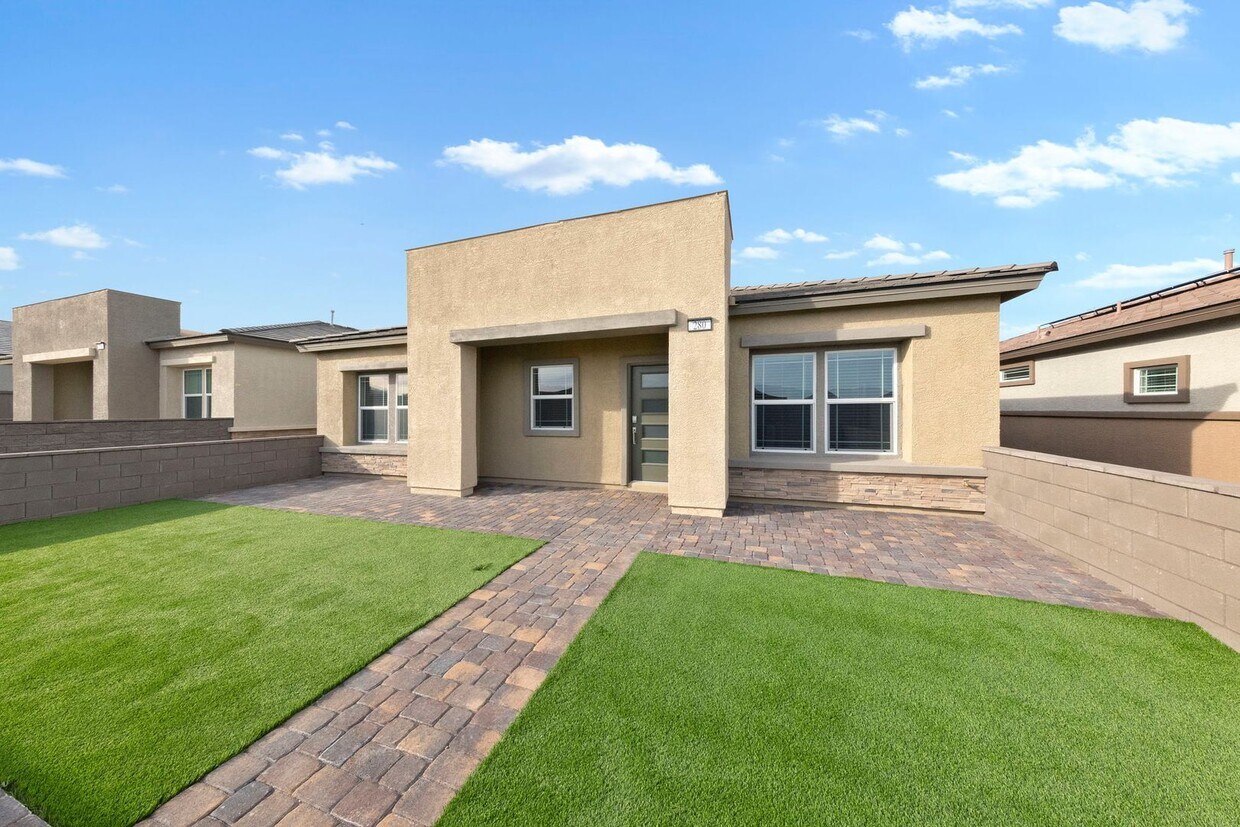 Brand New Henderson Gated Active Adult Com... House Rental in