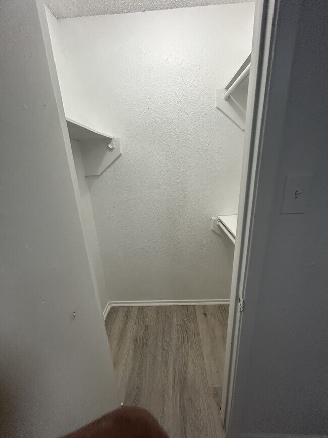 Foto del edificio - 105 Pine Meadow Dr