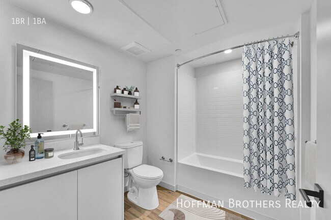 Foto del edificio - 1240 Magnolia Ave