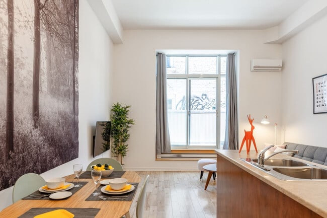 Photo du bâtiment - 1407 Rue Aylwin