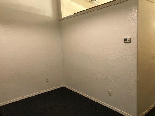 living room right wall - 120 S Columbus Ave