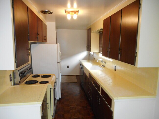 Foto del edificio - 12346 14th Avenue Northeast