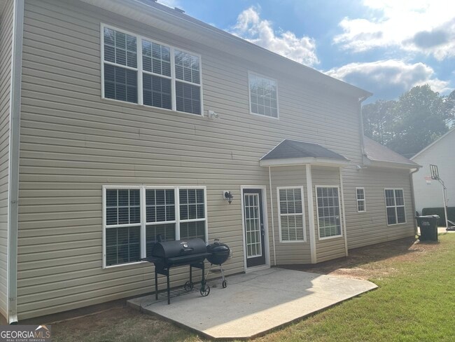 Building Photo - 2645 Santa Fe Ct SE