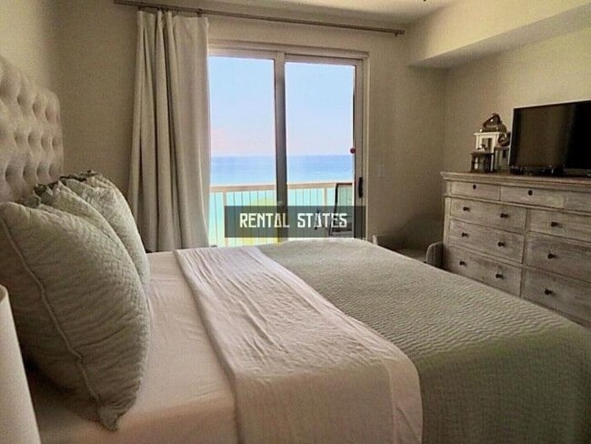 Building Photo - 2 bedroom in Panama City Beach FL 32408