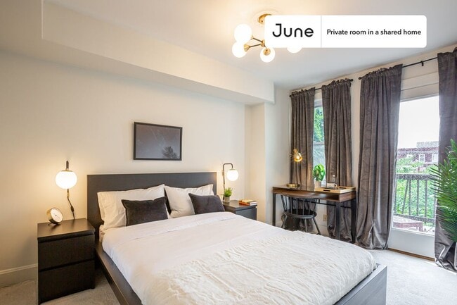 Private bedroom in 5 bed/2 bath Home - Private bedroom in 5 bed/2 bath Home