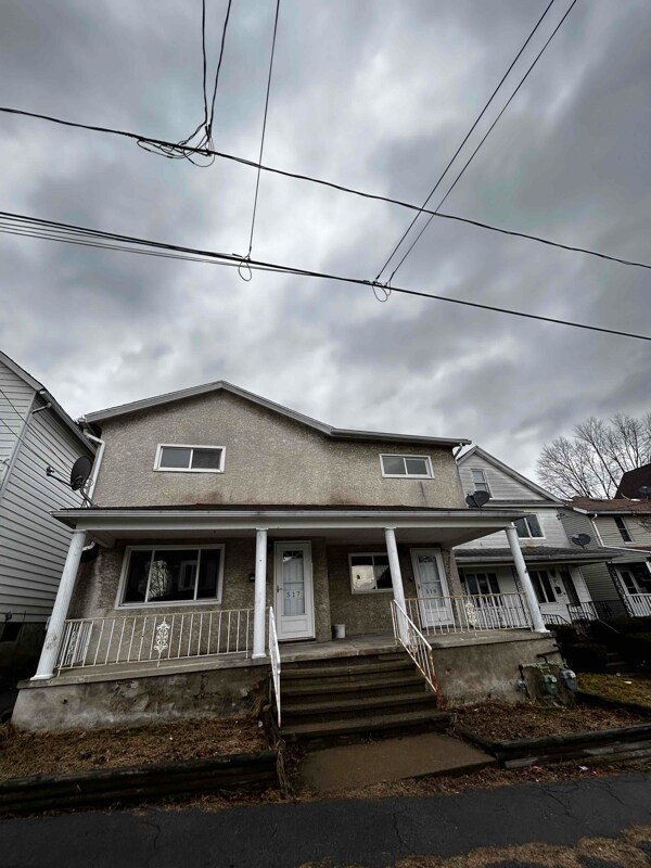 517 N Hyde Park Ave Unit 517, Scranton, PA 18504 Apartment for Rent