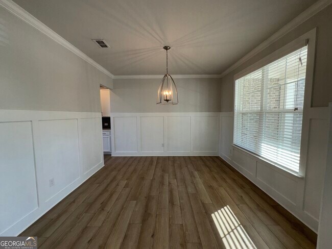 Foto del edificio - 3468 Jasmine Wy