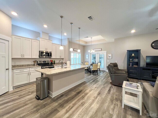 Building Photo - 5686 Dunridge Drive