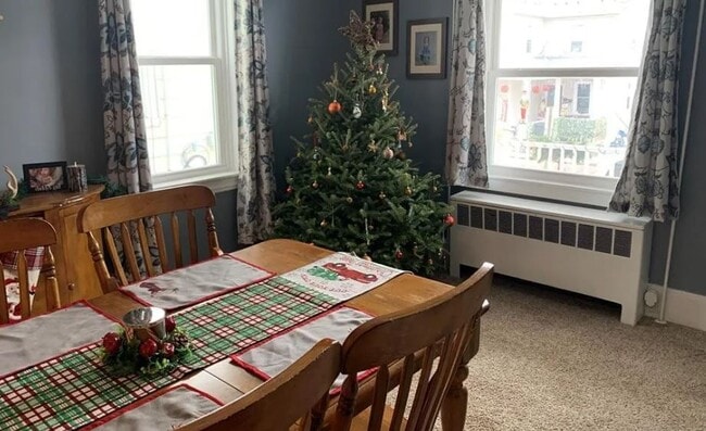 Foto del edificio - 242 S Walnut St