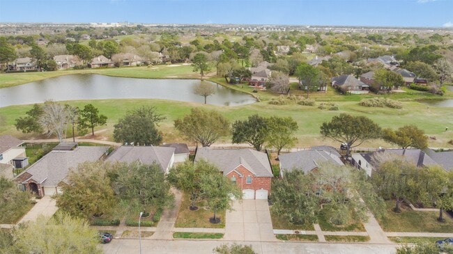 Building Photo - 2103 Blue Water Bay Dr