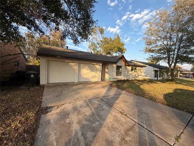 Building Photo - 6026 Willowbend Blvd