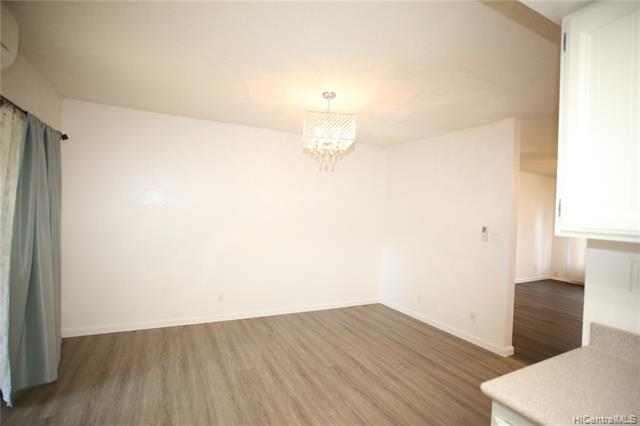 Building Photo - 98-1794-1794 Kaahumanu St