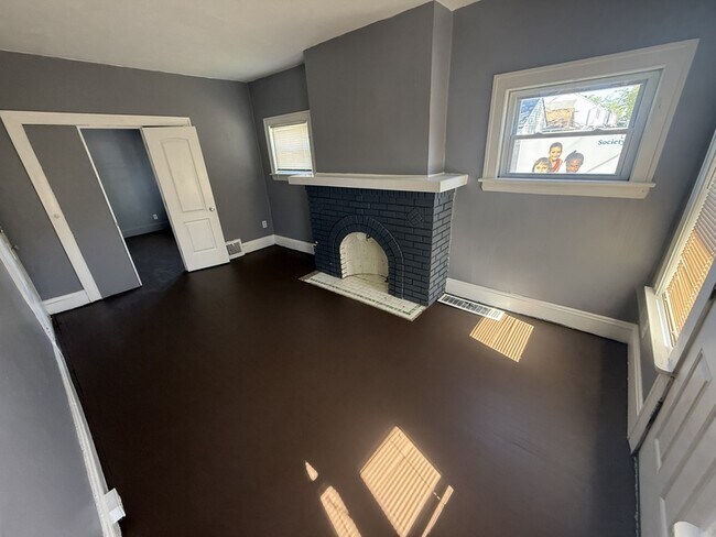 Foto del edificio - 3412 E 147th St