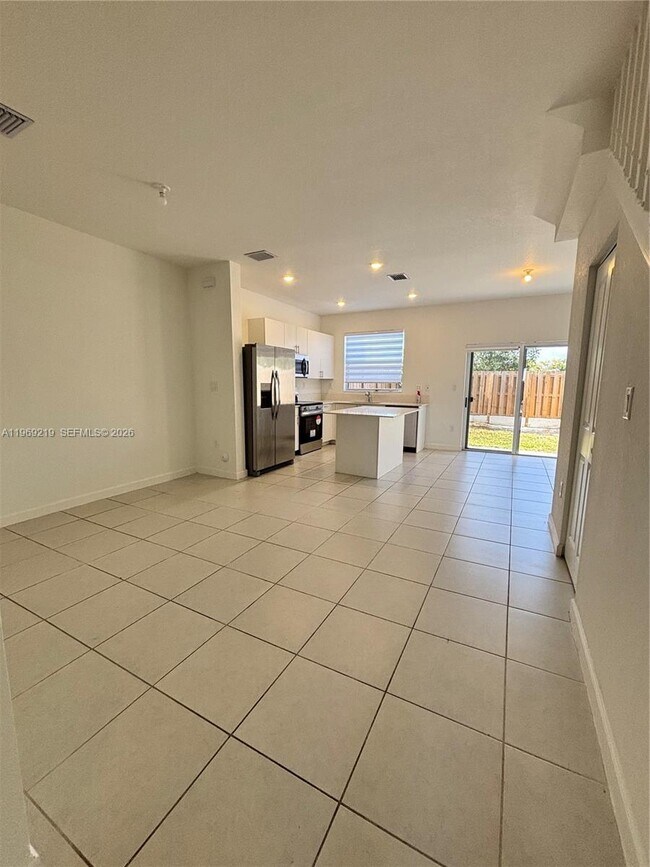 Building Photo - 29228 SW 163rd Ct