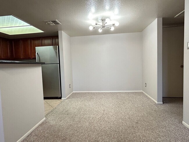 Foto del edificio - 1 BEDROOM THUNDERBIRD PASEO