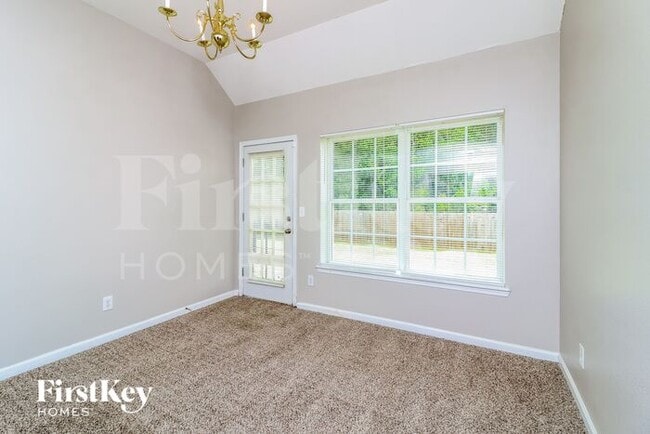 Building Photo - 4805 Enclave Dr