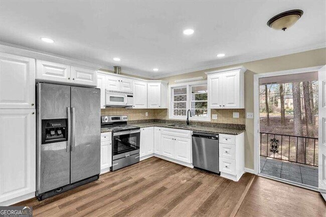 Building Photo - 471 Hammond Dr