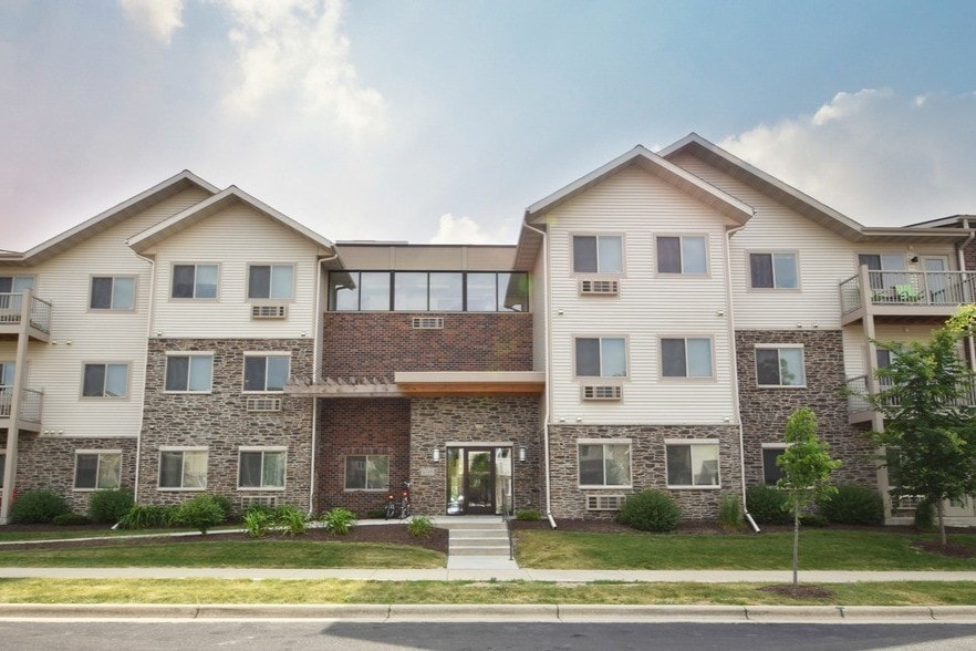 Fairhaven Court Apartments and Townhomes Apartments in Madison, WI